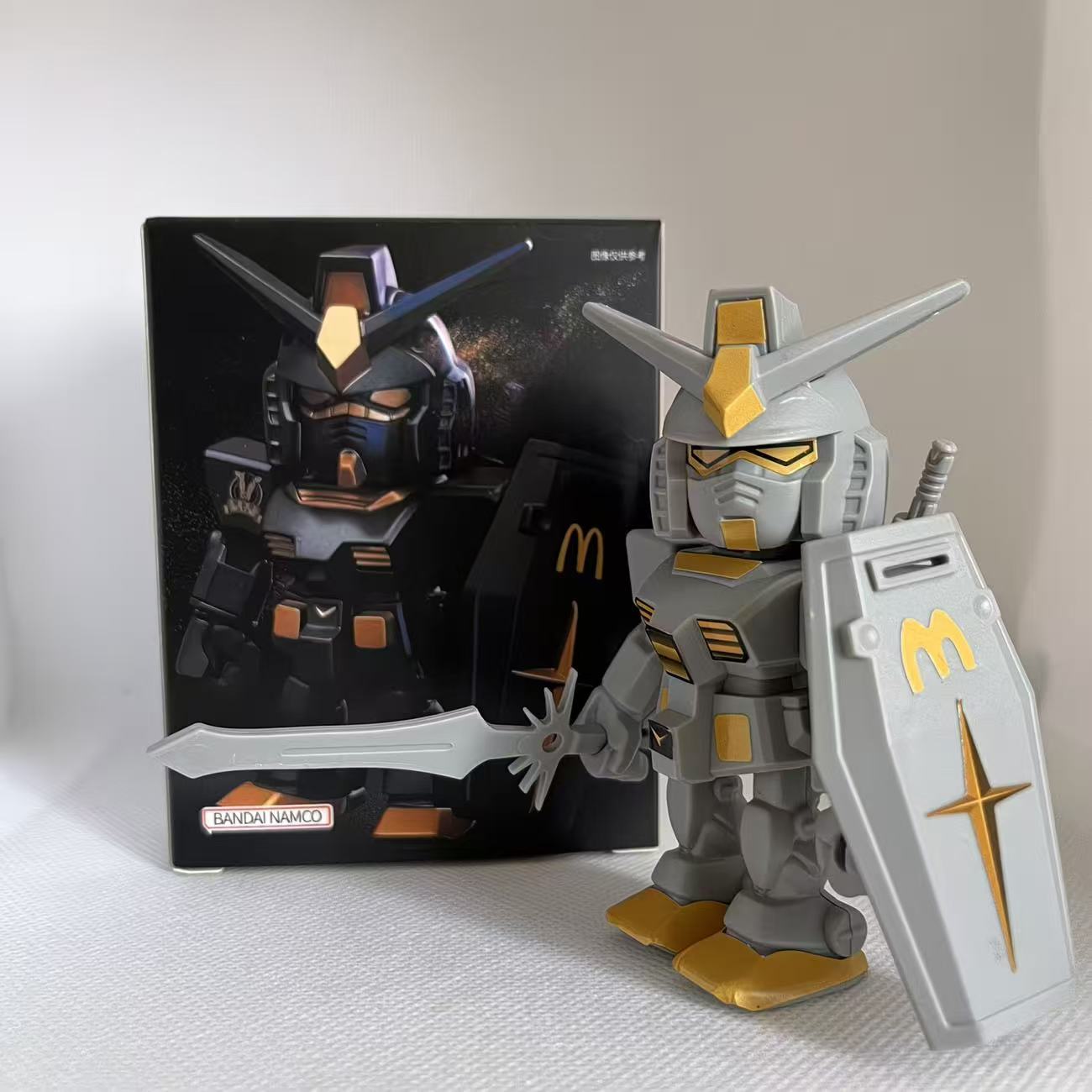 Figur Gundam McDonald Qmsv Rx- - Bandai Gundam Hg ulasan dan harga